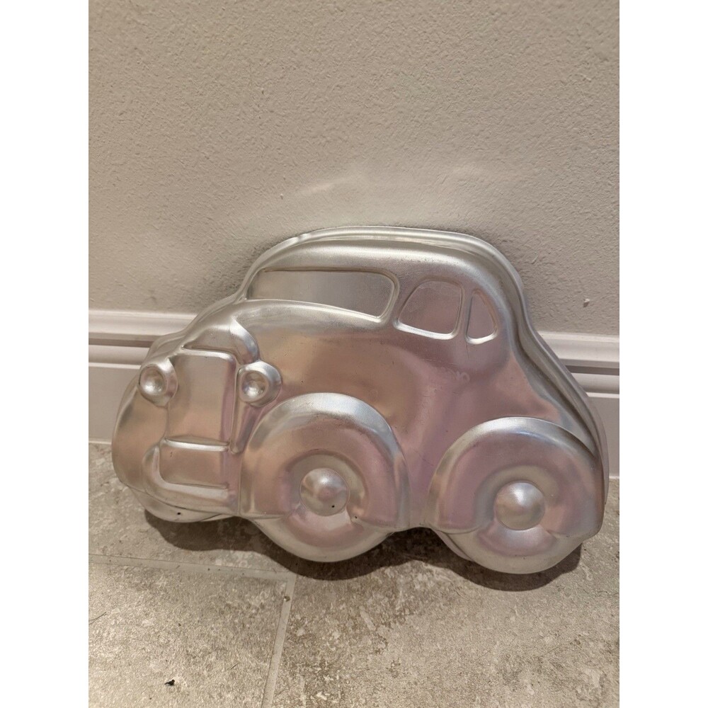 Vintage 1976 Wilton Aluminum Birthday Party Cake Pan Mould Mold Car 502-236